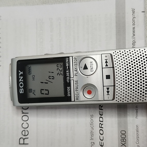 Sony ICD-BX800 Recorder, headphones and Sharp EL-W516 Calculator - Picture 10 of 17